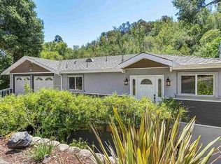 29 Crescent Dr, Orinda, CA 94563
