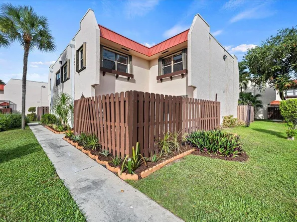 6315 Seven Springs Boulevard #C, Greenacres, FL 33463