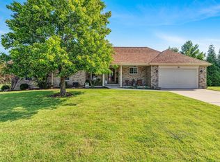 720 Eastland Oaks Dr, Washington, MO 63090