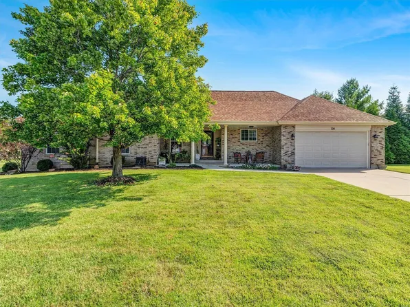720 Eastland Oaks Dr, Washington, MO 63090