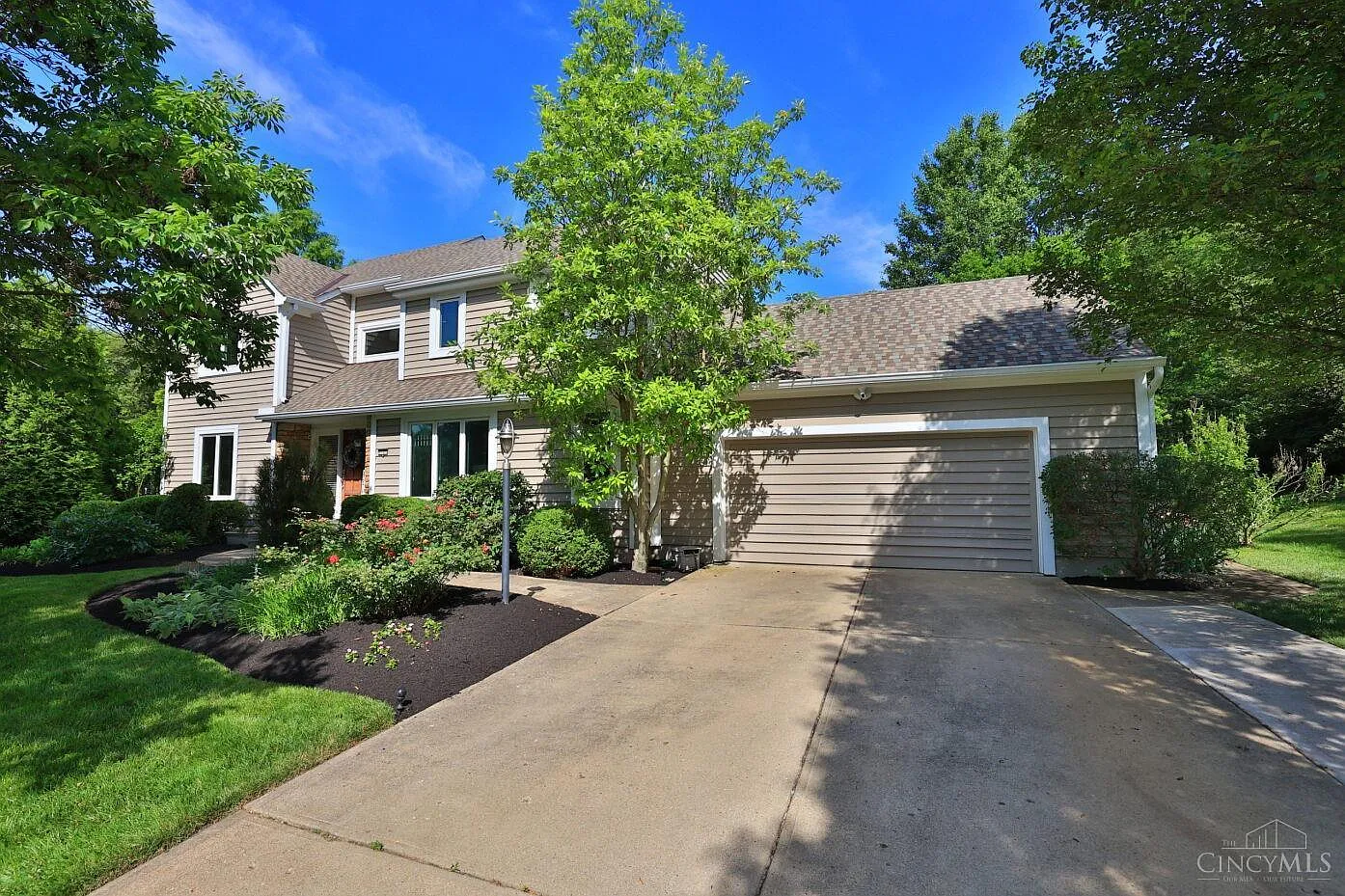 9981 Pond Woods Ln photo 1