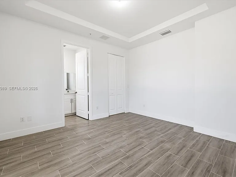 195 W Port Charlotte #B — Photo 15