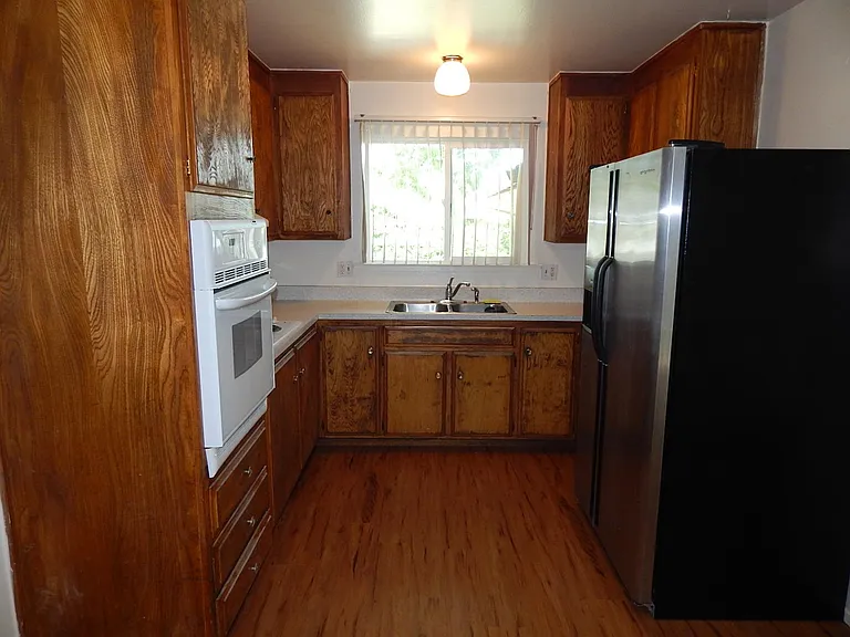 2512 Lafayette Dr — Photo 7