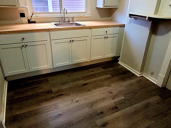 Kitchen w/ butcher block counters