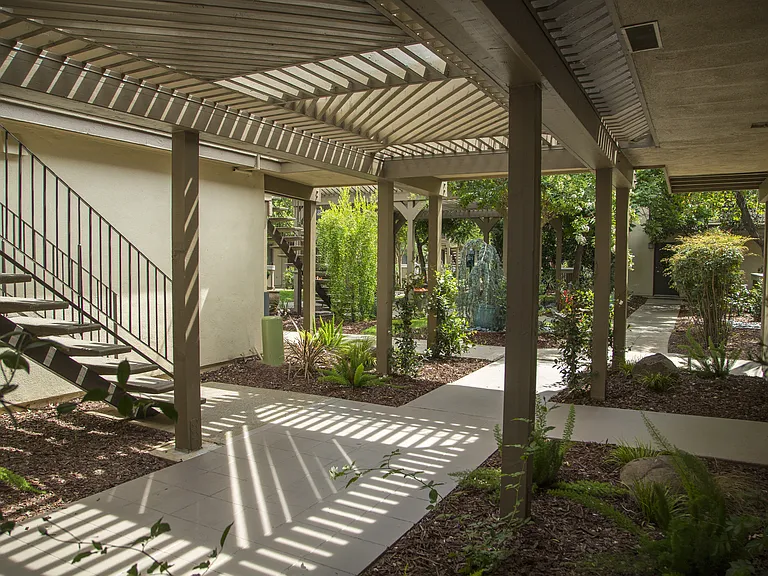 Abby Creek Apartments — Photo 18
