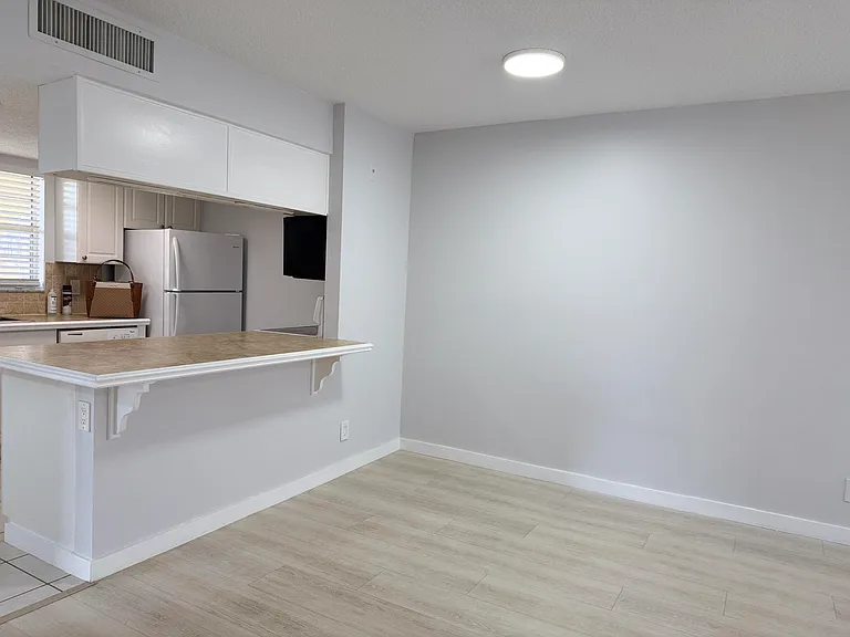 6323 La Costa Dr #H — Photo 11