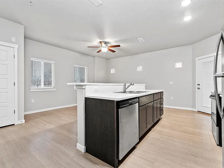 White Hawk Townhomes — Photo 18