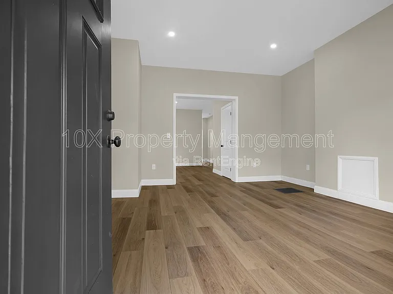 555 Kimball Pl — Photo 6