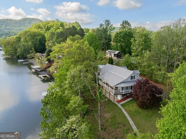 97 Kilmoore Ln, Hayesville, NC 28904