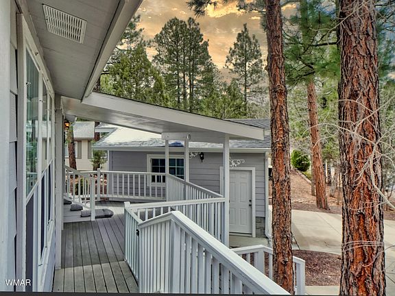 5th image of 961 S Hacienda Pines Dr