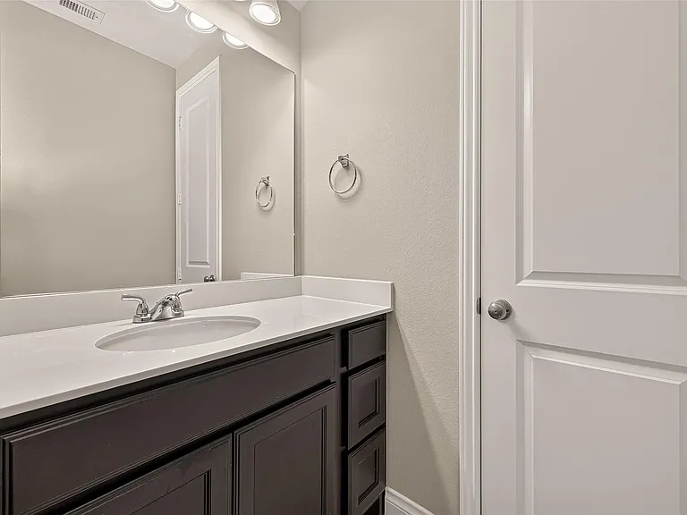 27124 Holtwood Grove Rd — Photo 17