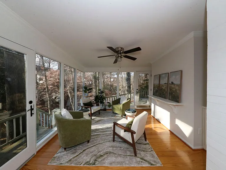 208 Fairfax Way — Photo 20