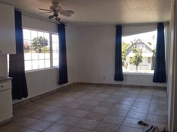 2nd image of 208 Ocean St