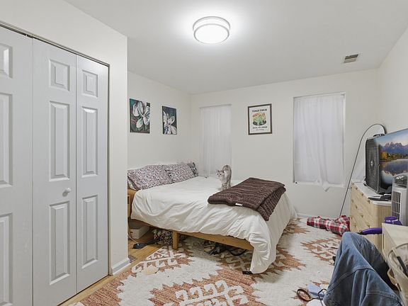 2nd image of 2240 W Palmer St #1R