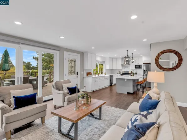 83 Arlington Ave, Kensington, CA 94707