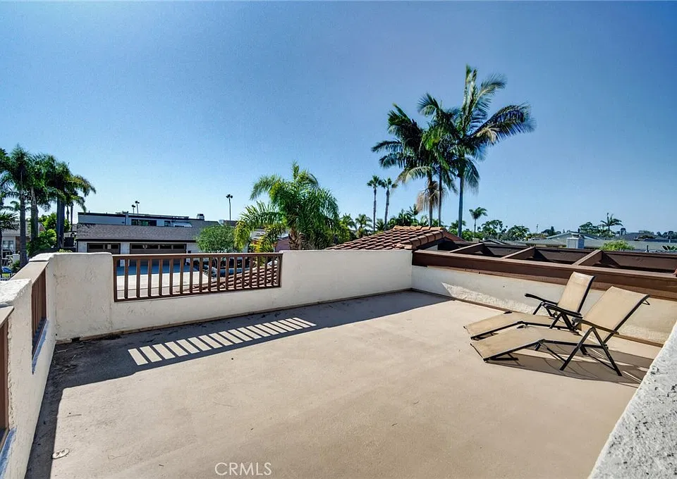 2403 Calle Monte Carlo