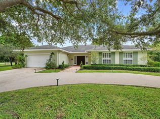 148 Scarborough Ter, Wellington, FL 33414