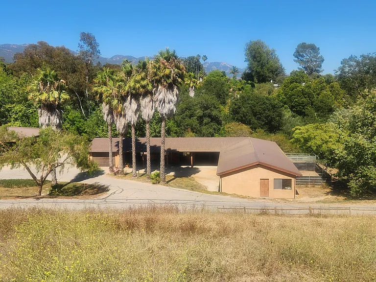6016 La Goleta Rd — Photo 2
