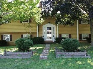 936 Ellis Pkwy, Edison, NJ 08820