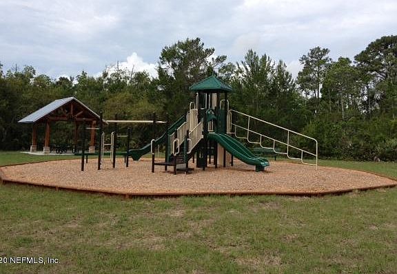 3rd image of 236 Caretta Cir