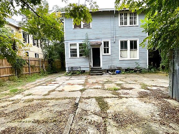 3rd image of 1724 S Carrollton Ave #4