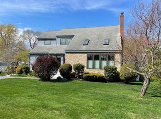 16 Howard Ave, Wells, ME 04090