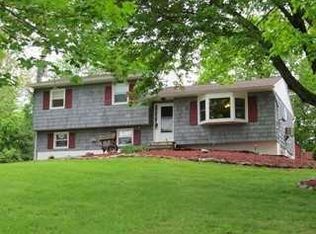 22 Laurel Park Rd, Wappingers Falls, NY 12590