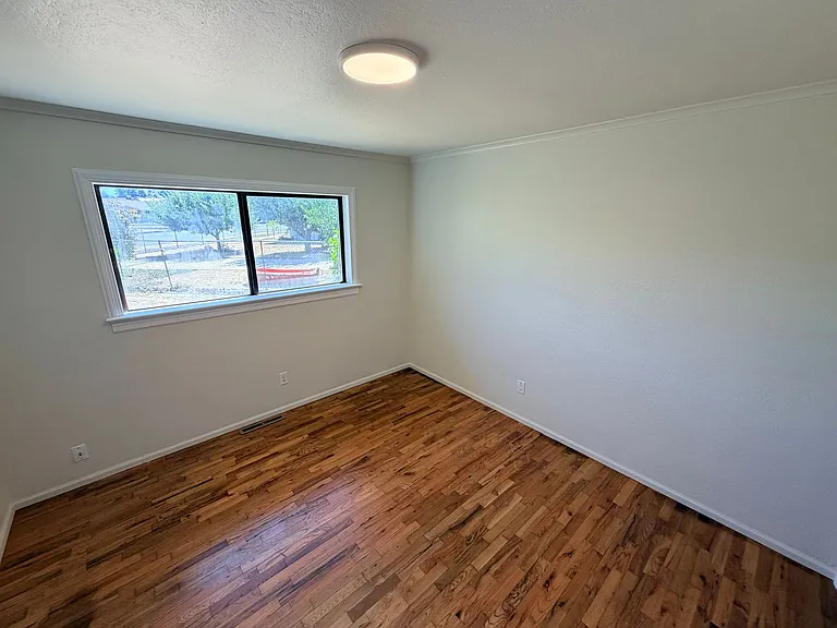 7175 Webb Dr SE — Photo 9