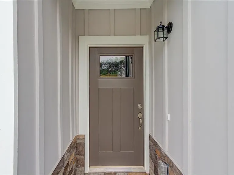 6408 Pine Station Dr — Photo 2