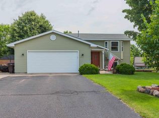 5476 Lander Ave NE, Albertville, MN 55301