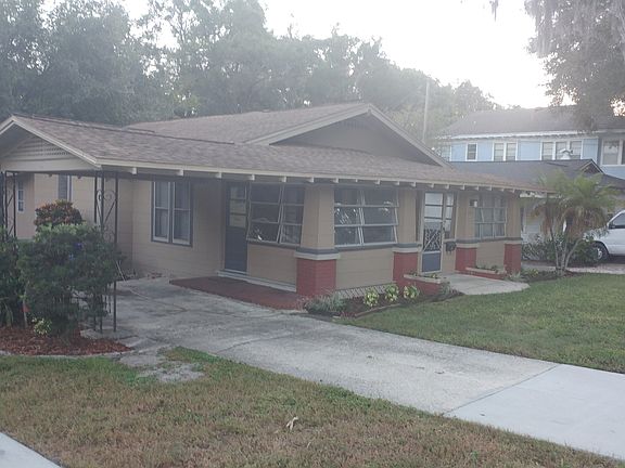 4th image of 305 Park St E
