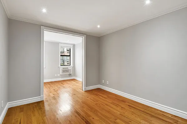 Rented by Cooper & Cooper Real Estate | media 11