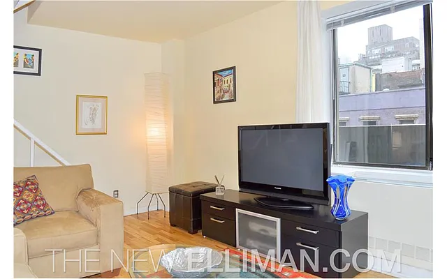 Rented by Douglas Elliman | media 8
