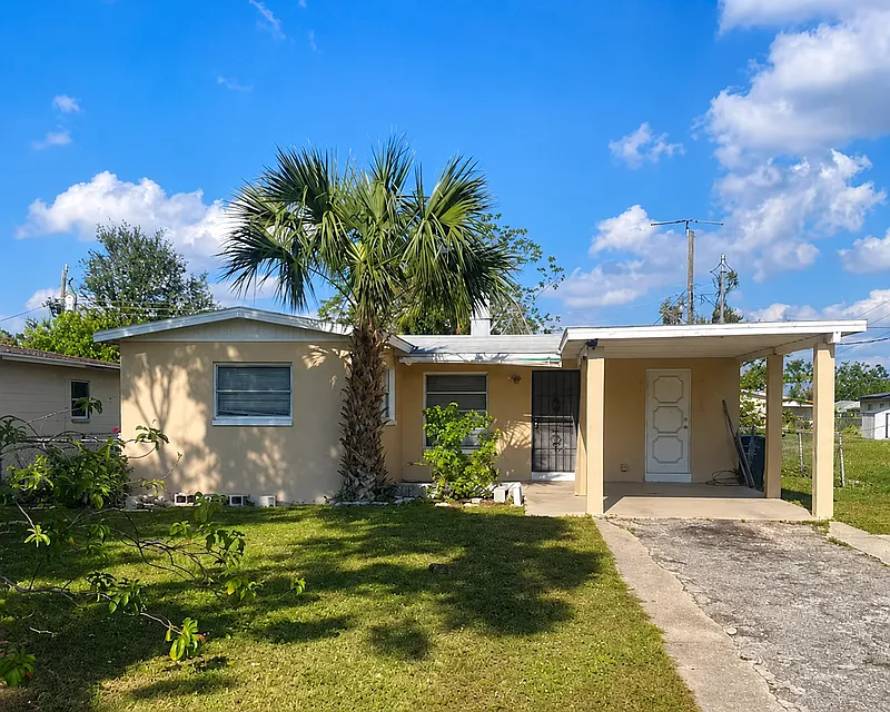 3 bed, 2.0 bath, 1420 sqft, $1,850 — Photo 2