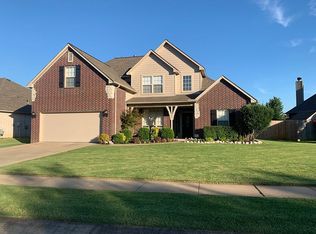 2405 S 10th St E, Broken Arrow, OK 74012