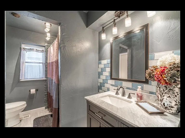 1312 Val Genes Rd — Photo 18