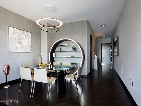 5th image of 230 W 56th St #50C1