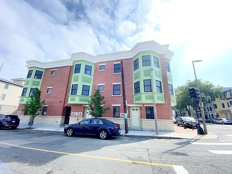 89 Prescott St #D — Photo 16