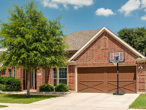 2nd image of 4105 Darien Pl