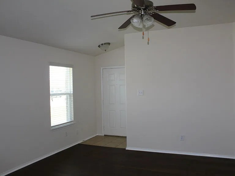 9916 Orion Dr — Photo 3