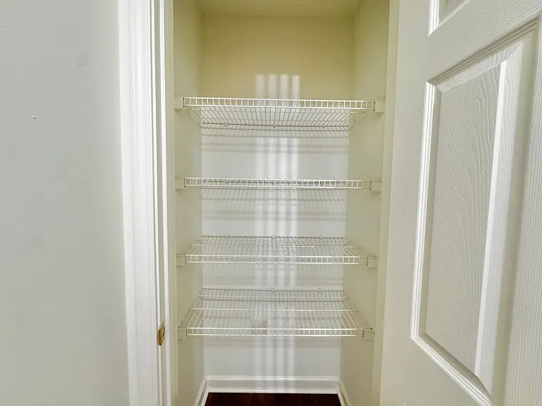 Forest Creek Apartments — Photo 14