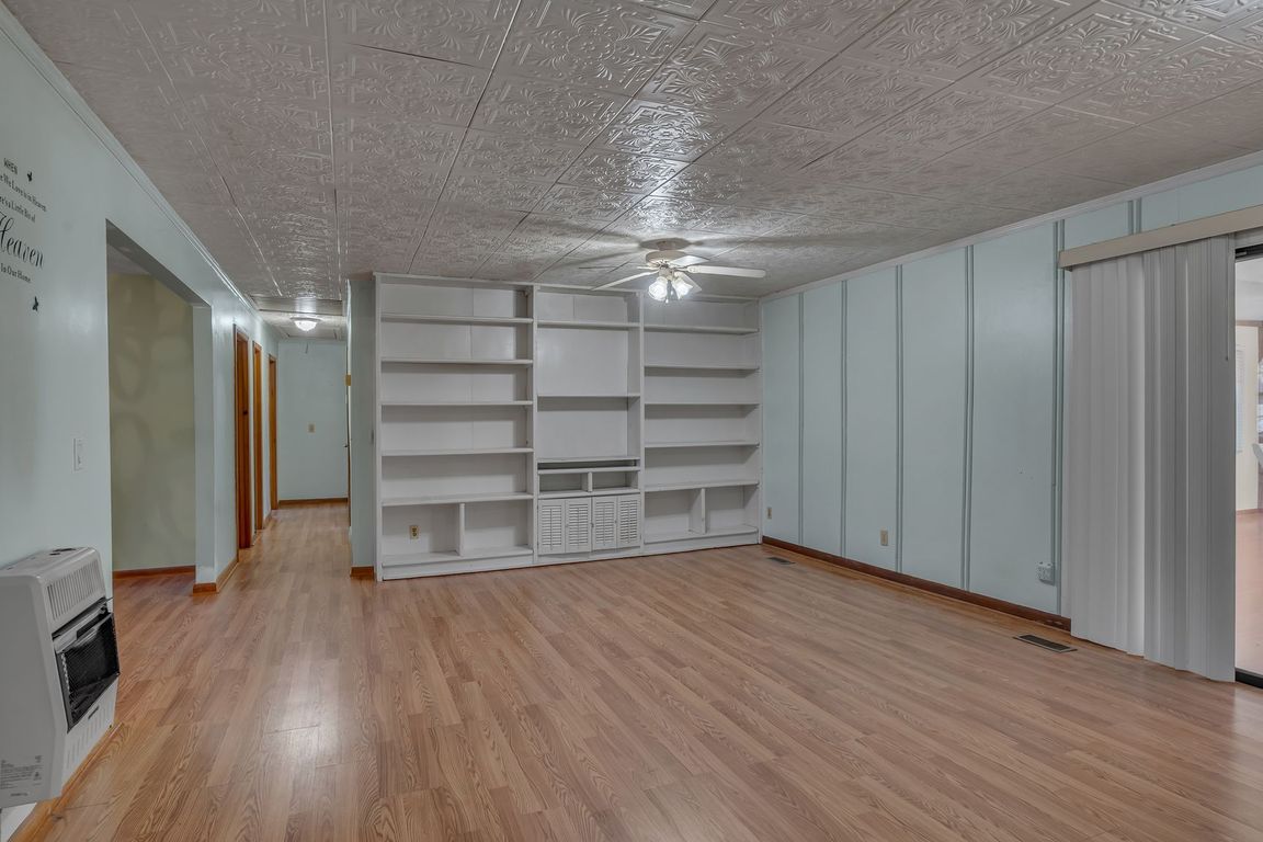 next background image