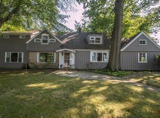 Wrenford Rd, South euclid, OH 44121