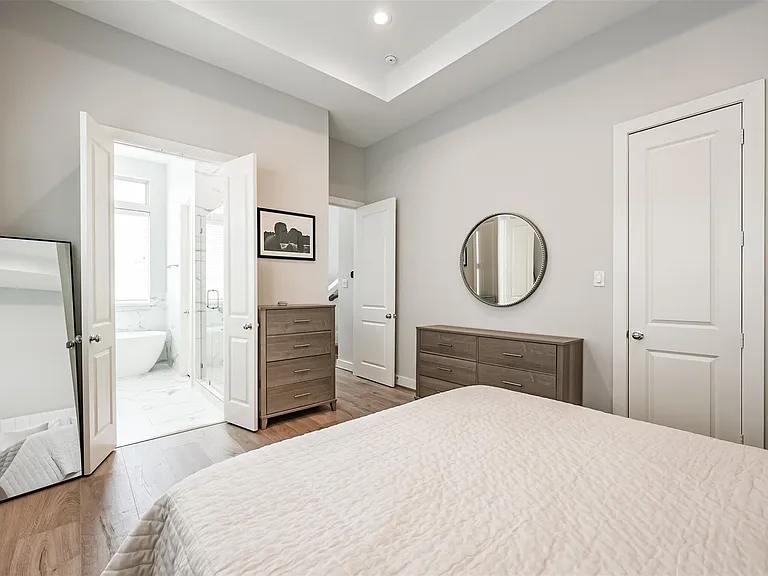 5209 Allen St #F — Photo 16