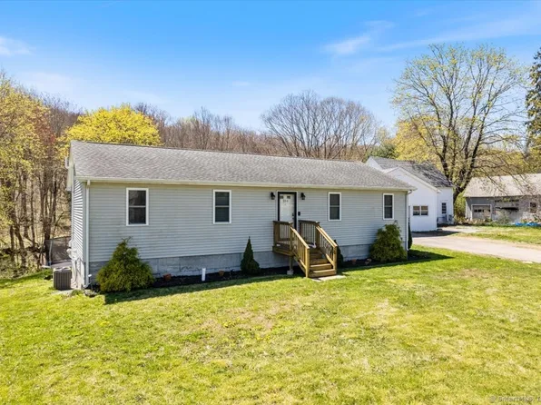 334 Maple Avenue, Montville, CT 06382