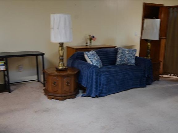 4th image of 470 Longwood Hills Rd #A