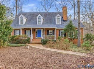 4727 Rieves Pond Dr, Chester, VA 23831