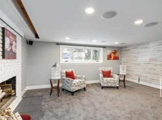3432 Hillsboro Ave N #1, Minneapolis, MN 55427