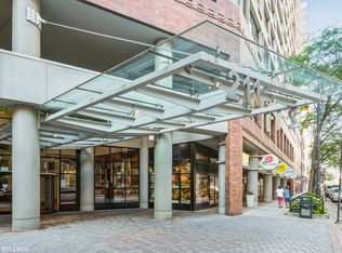 211 E Ohio St APT 1022, Chicago, IL 60611