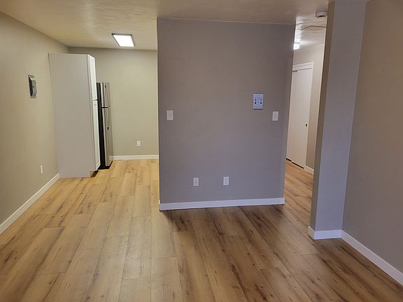 5th image of 918 S Pennsylvania St APT 303